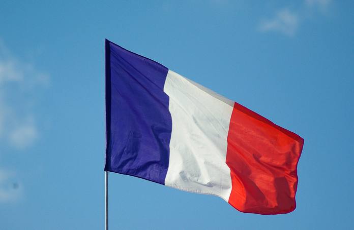 France : la réglementation pour le port du masque en intérieur a été assouplie